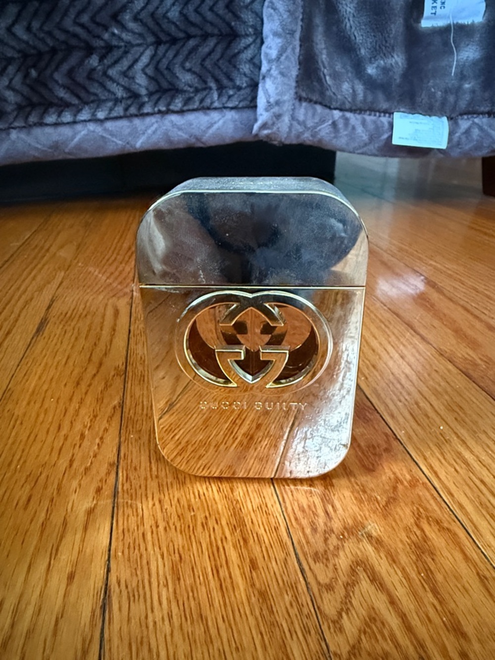 Gucci Gold-Tone Double G Reflective Metal Case full 2.59 oz